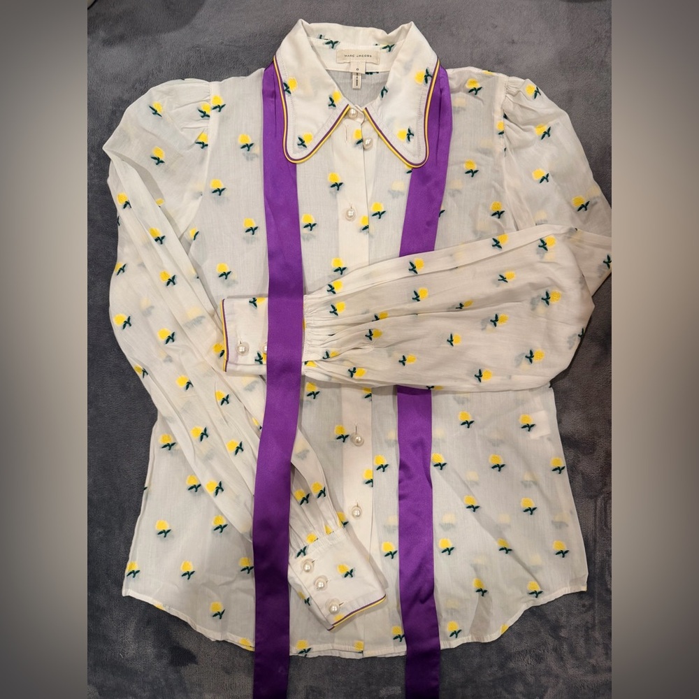 marc jacobs floral blouse size 0 (fits size XS)